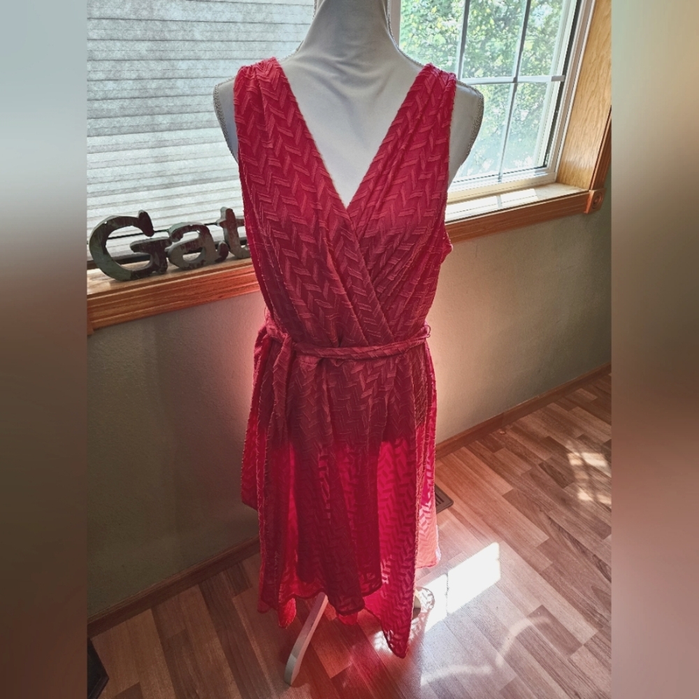 Timmy Hilfiger sleeveless dress size 16. Coral color.